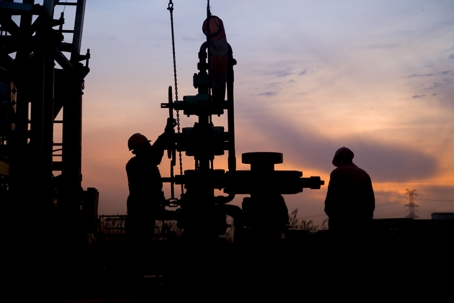 Oil field, the oil workers.